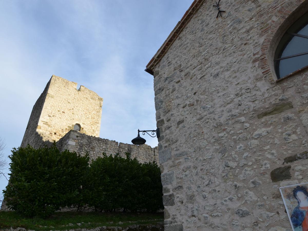Belvilla By Oyo Graceful Apartment With Garden Petrella Guidi Exterior foto